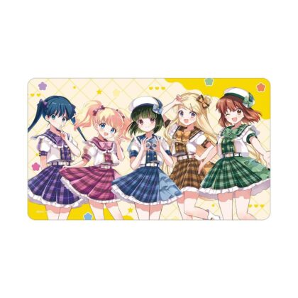 きんいろモザイク 原悠衣先生 描き下ろし 集合アイドル風衣装ver. マルチデスクマット